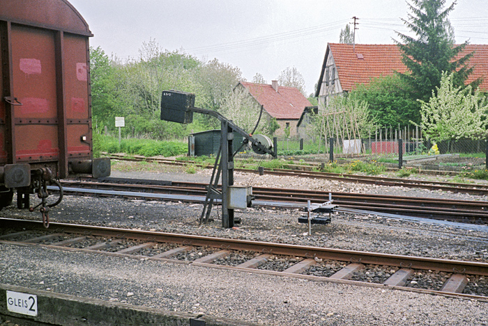 Rothenburg 1985 Weichenspannwerke und Seilzge neben Gleis 3