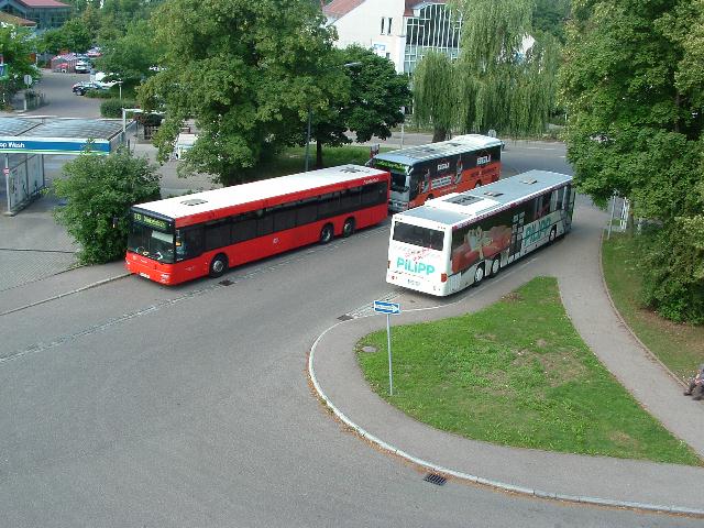 Blick auf den Bahnhofsvorplatz Juli 2012