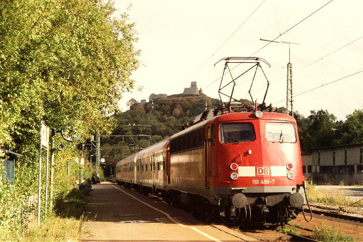 110 496-7 abfahrbereit in Bopfingen 03.10.03