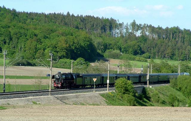 Einfahrt 01 1066 in Dombhl - 12.5.08