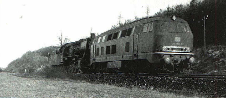 Lz mit 215er Bw Ulm bei Leutershausen