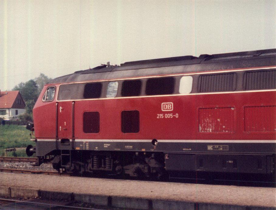 215 005-0 am 18.5.1985 in Feuchtwangen