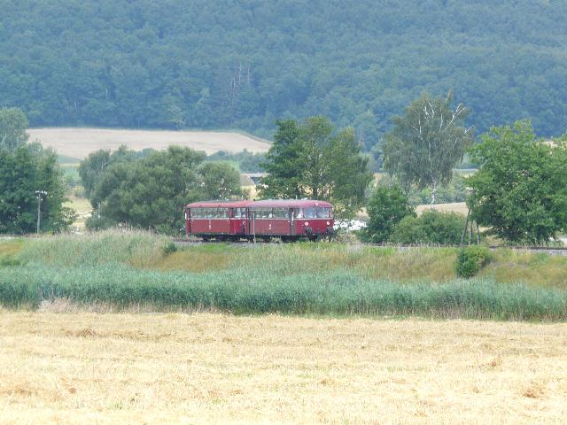 VT 98 Pfalzbahn bei Bortenberg am 27.7.2008