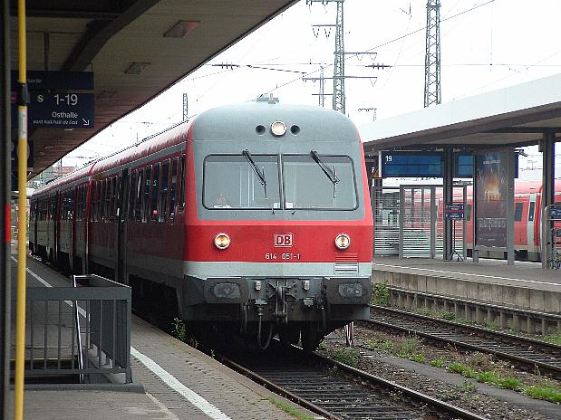 614 in Nürnberg Hbf 2007