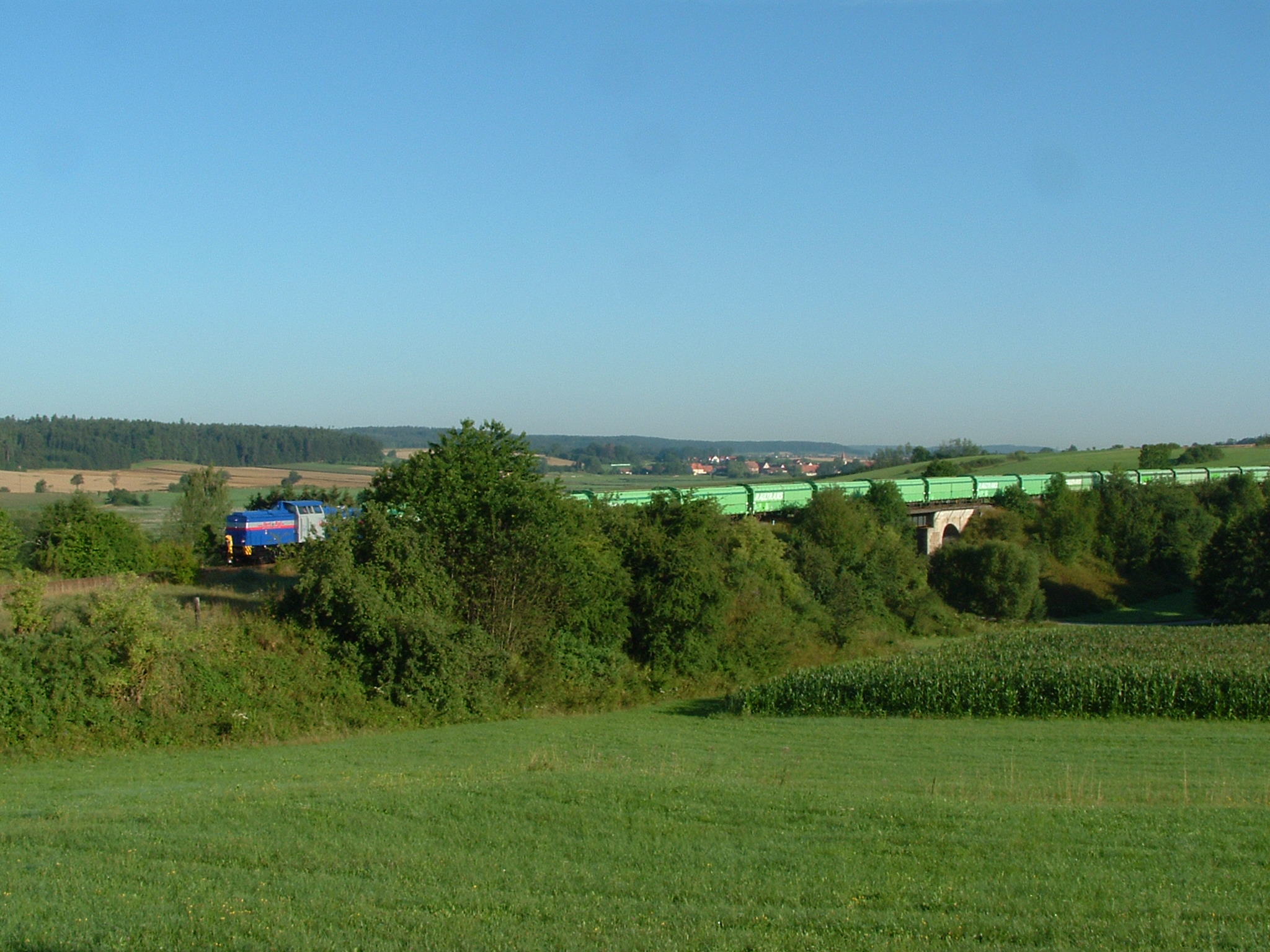 Am 28.7.04 Brcke bei Schopfloch mit Ost V 100