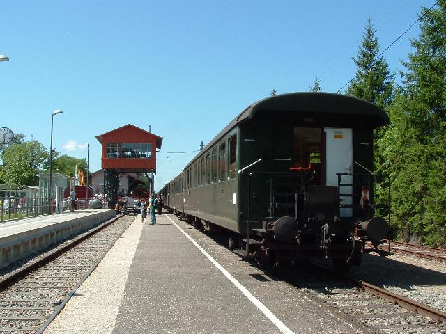 Abfahrbereiter Museumszug in Zollhaus-Blumberg 15.08.09