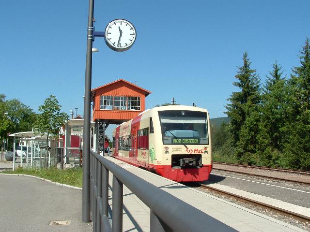 Zollhaus-Blumberg Triebwagen der HzL 15.08.09