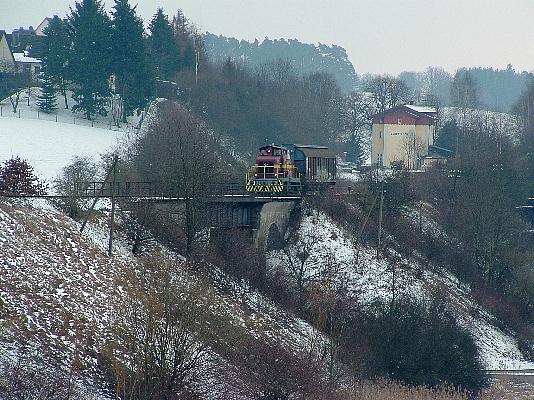 V 350 001 mit Bahnhof Schopfloch